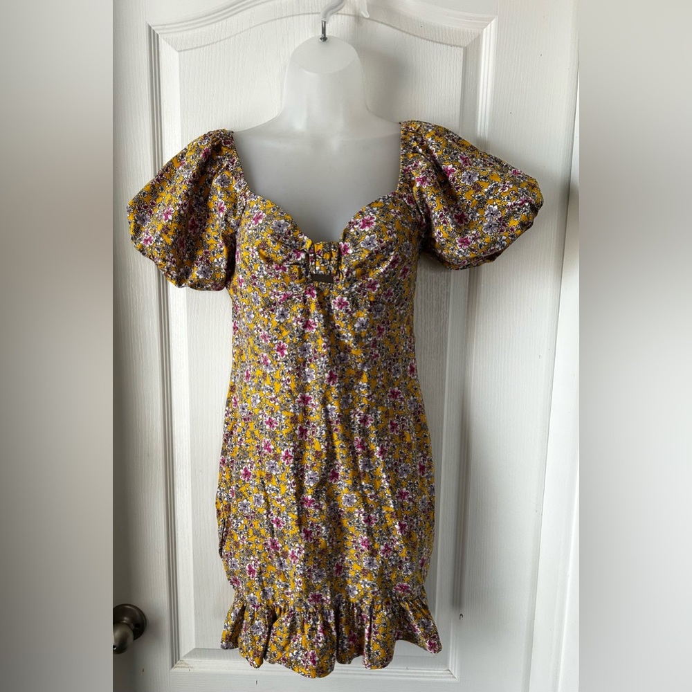 Floral Puff Sleeve Dress